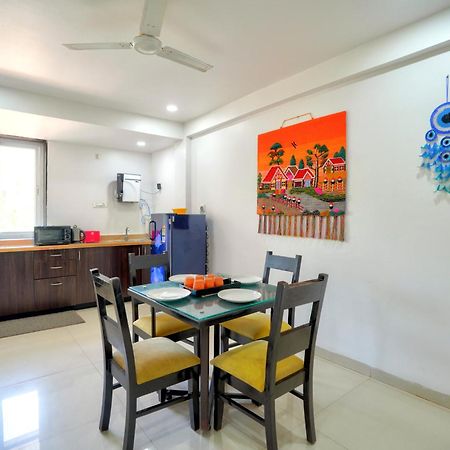 Luxurious Nirvana Apartments Vagator Luaran gambar