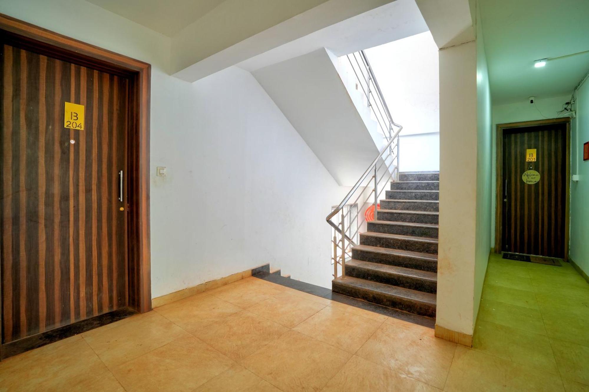 Luxurious Nirvana Apartments Vagator Luaran gambar