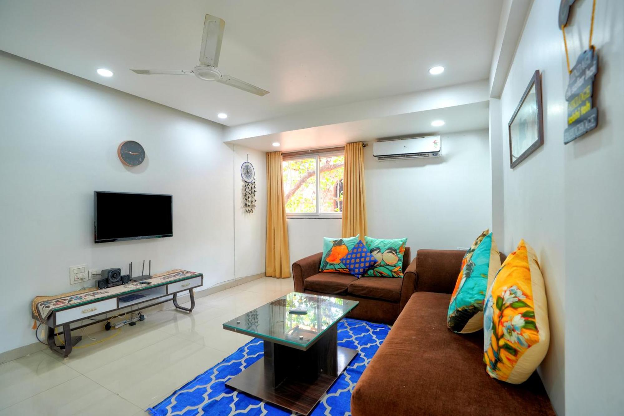 Luxurious Nirvana Apartments Vagator Luaran gambar