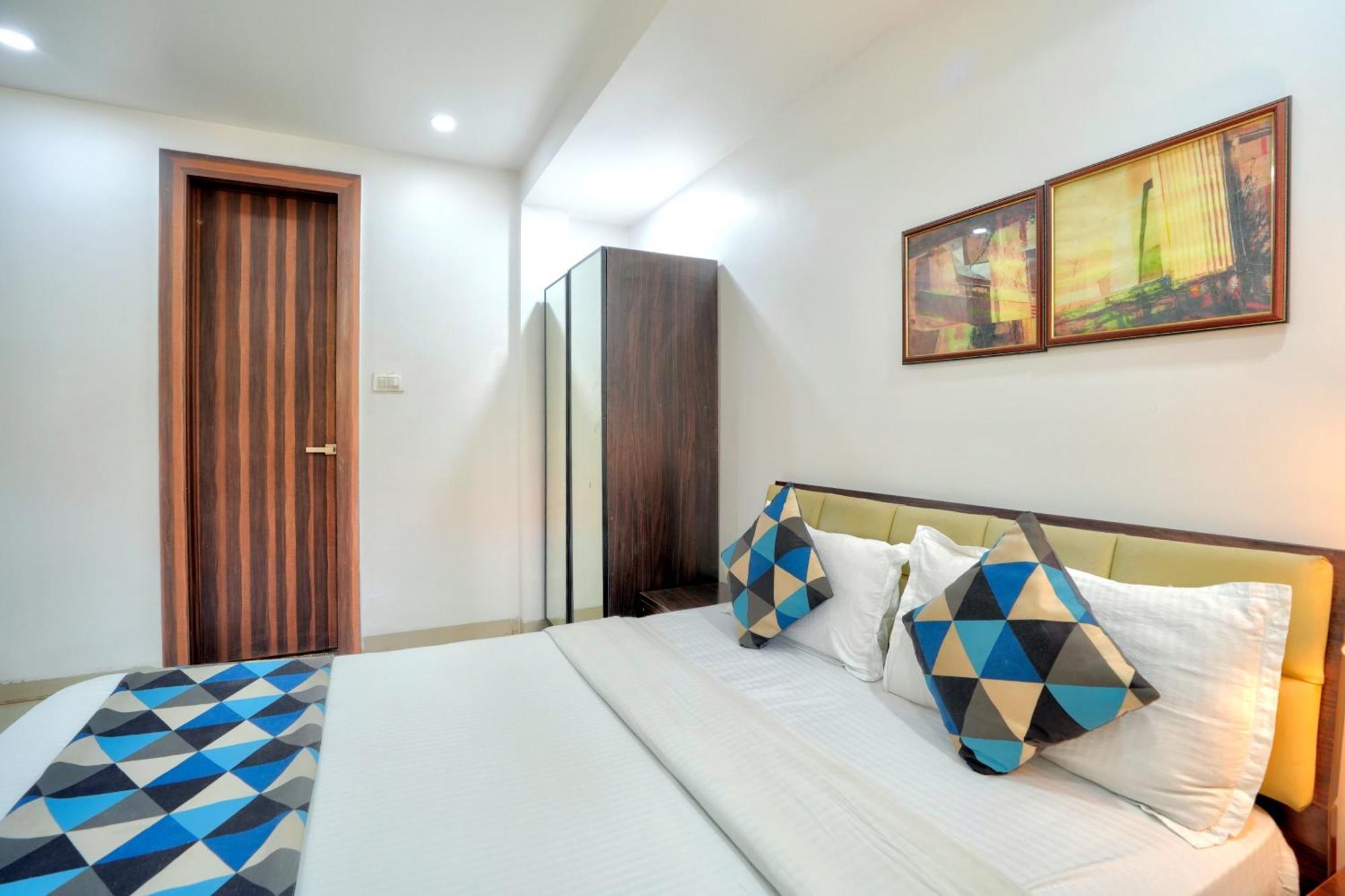 Luxurious Nirvana Apartments Vagator Luaran gambar