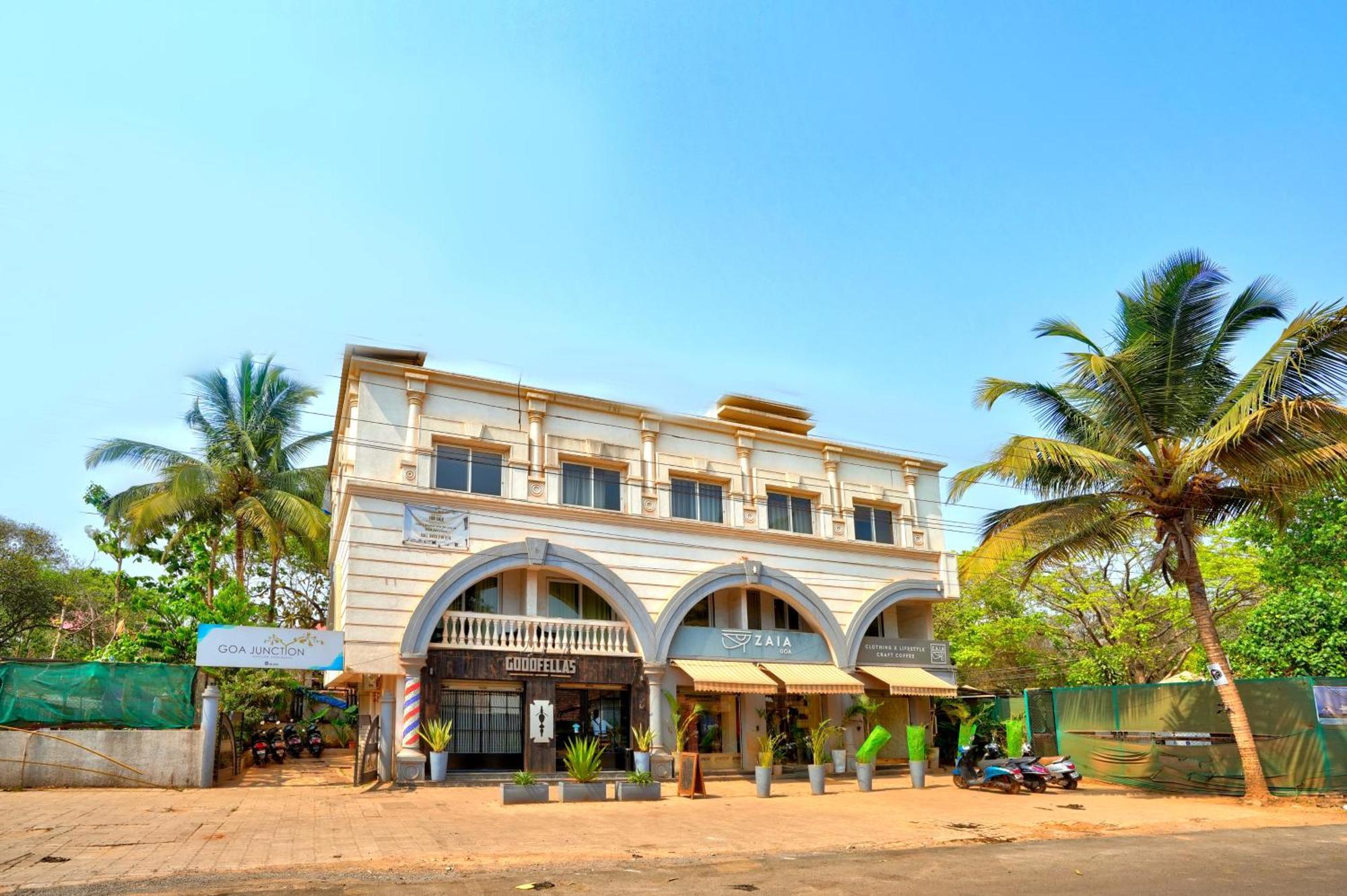 Luxurious Nirvana Apartments Vagator Luaran gambar
